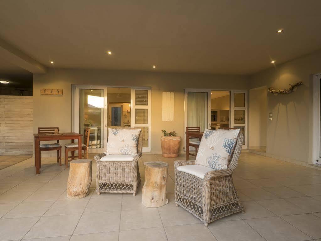 Bahari Beach House เพลตเตนเบิร์กเบย์ ภายนอก รูปภาพ